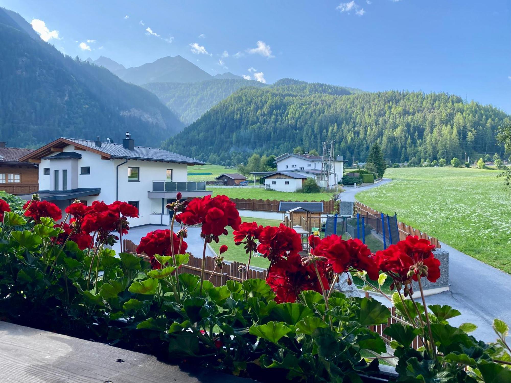 厄姆豪森Ferienhaus Tirol Im Oetztal别墅 外观 照片