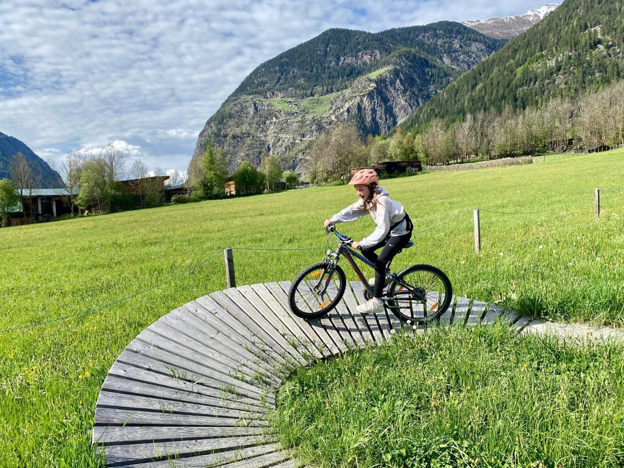 Ferienhaus Tirol Im Oetztal 厄姆豪森 外观 照片