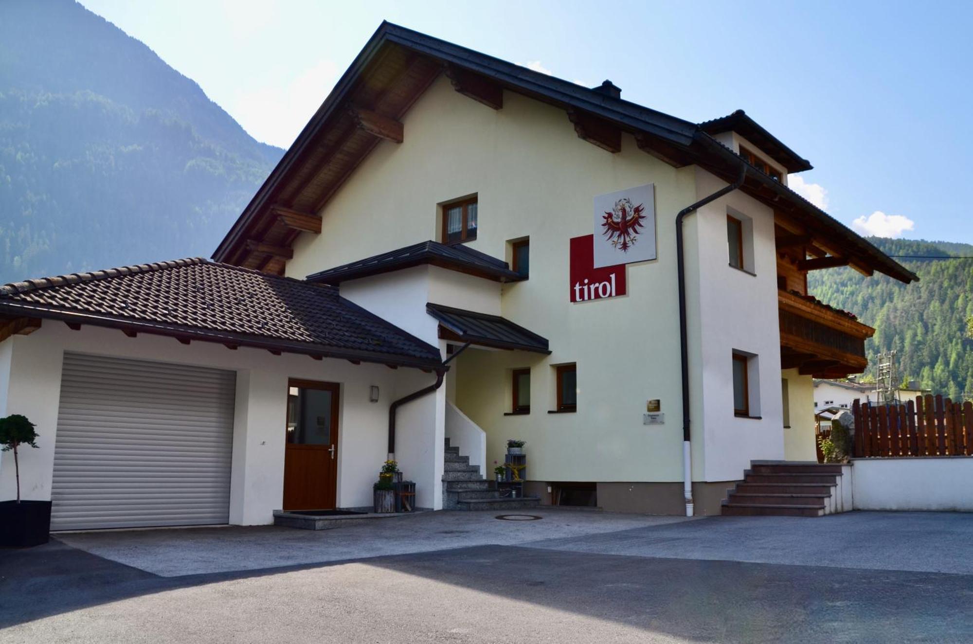 Ferienhaus Tirol Im Oetztal 厄姆豪森 外观 照片