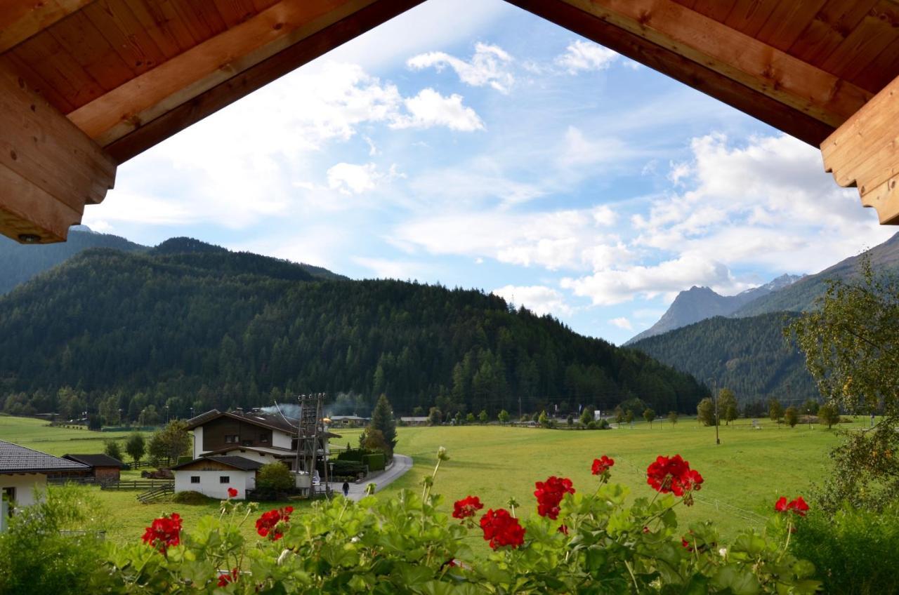 厄姆豪森Ferienhaus Tirol Im Oetztal别墅 外观 照片